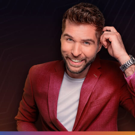 Juampi González trae a Posadas su unipersonal “Modo Cupido”, un show que mezcla humor, amor y reflexión generacional Juampi González trae a Posadas su unipersonal “Modo Cupido”, un show que mezcla humor, amor y reflexión generacional imagen-5