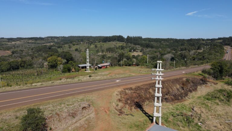 Se energizan 39 kilómetros de la nueva línea de Media Tensión entre San Vicente y San Pedro imagen-49