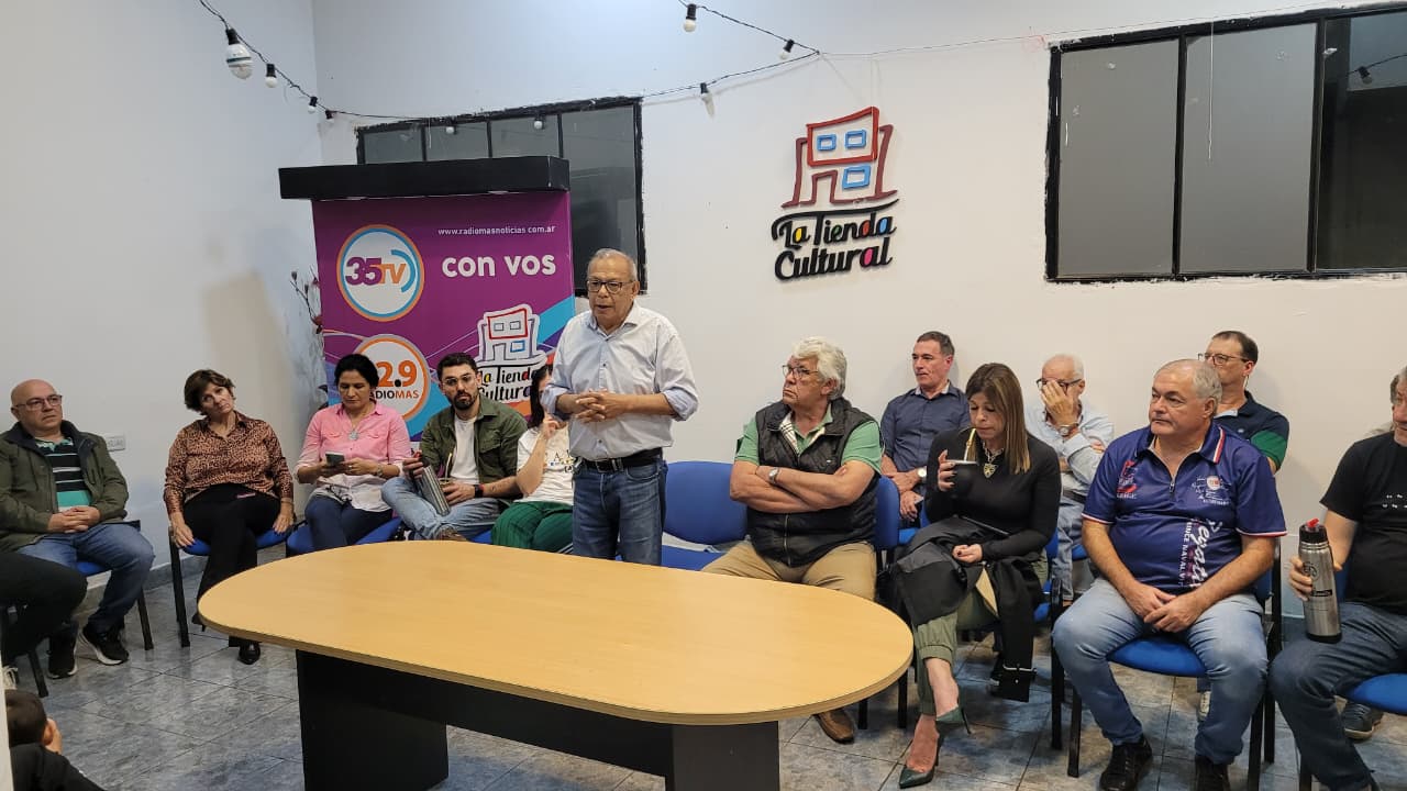 Reunión organizativa para preparar el acto por el 17 de Octubre en el club Racing, de Posadas imagen-2
