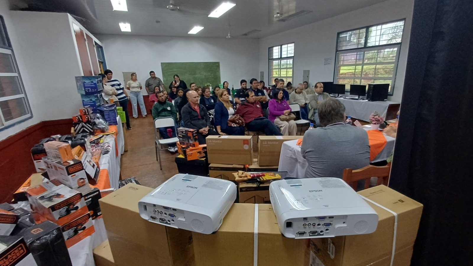 Impulso a la Educación Técnica en Misiones: primera entrega de equipamiento clave 3 Impulso a la Educación Técnica en Misiones: primera entrega de equipamiento clave imagen-2