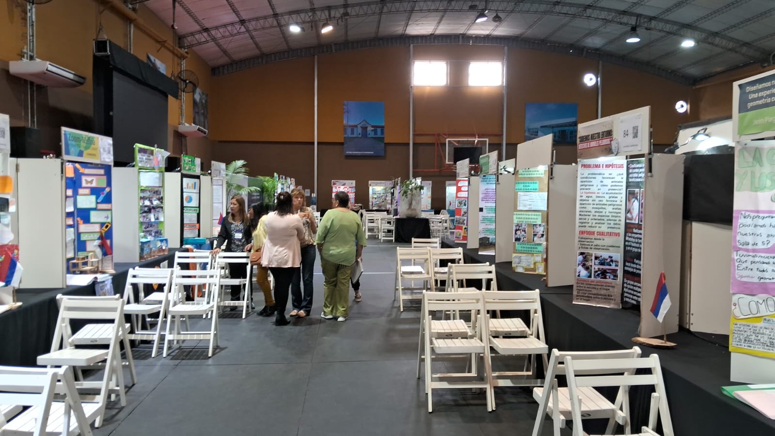Con la peña de apertura, se puso en marcha la Feria Nacional de Educación, Arte, Ciencias y Tecnologías imagen-4