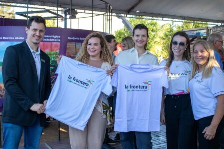 Micaela Gacek celebró la expansión de la Zona Franca de Iguazú a Posadas y Bernardo de Irigoyen: “Es un día histórico para la frontera” imagen-1