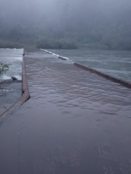 Parque Moconá, cerrado por crecida del arroyo Yabotí Parque Moconá, cerrado por crecida del arroyo Yabotí imagen-9