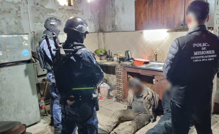 La “cuota falsa” por redes sociales: detuvieron a un hombre que estafaba con la venta de iPhones imagen-34