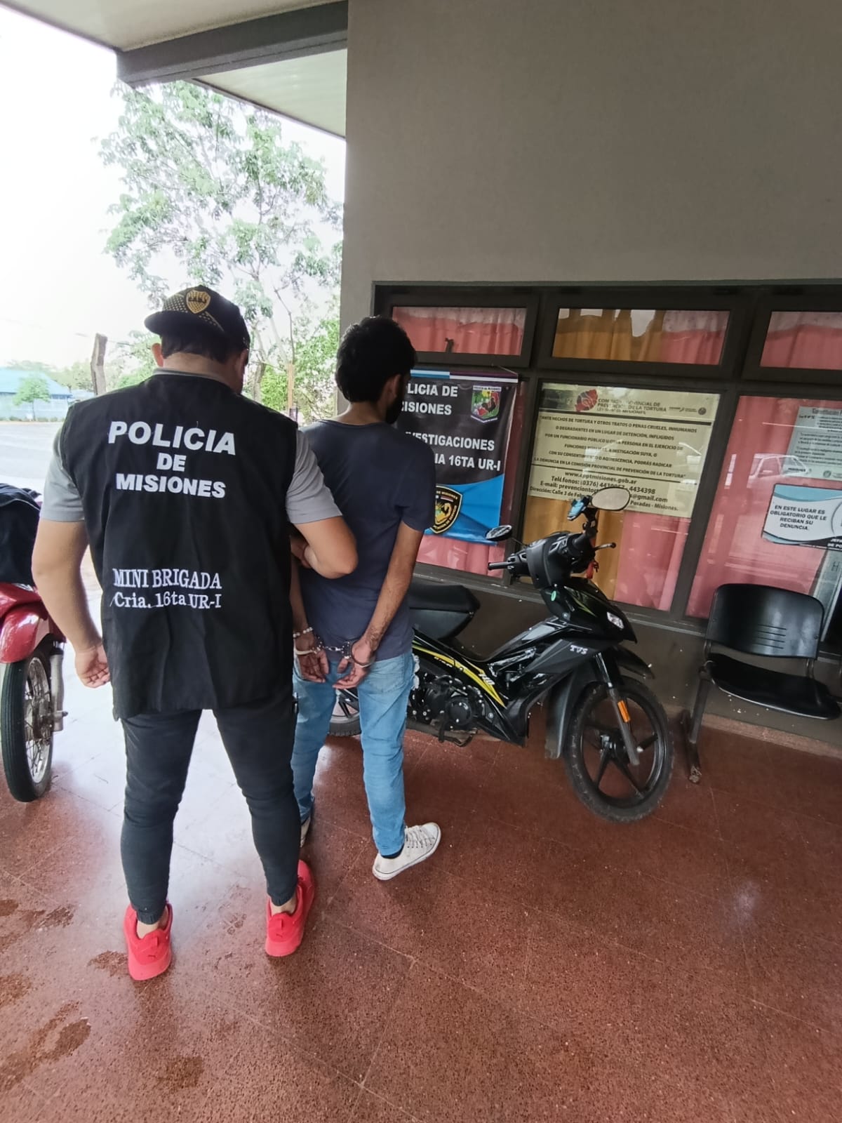 Arrestaron a un integrante de la banda de los “Pitogüé” dedicados al robo de viviendas en Posadas y Garupá 5 Arrestaron a un integrante de la banda de los “Pitogüé” dedicados al robo de viviendas en Posadas y Garupá imagen-4