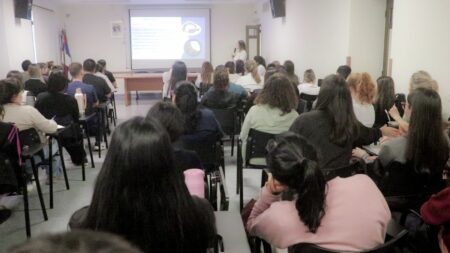 El Hospital Madariaga profundiza el abordaje de la diabetes a través de Ateneos multidisciplinarios imagen-6