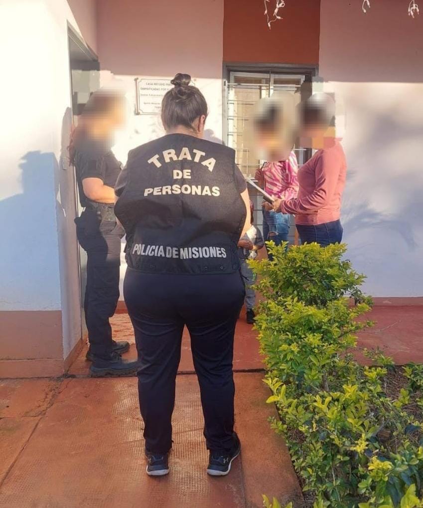 La Policía de Misiones rescató a una mujer víctima de trata y a su hijo de 4 años en Posadas imagen-4