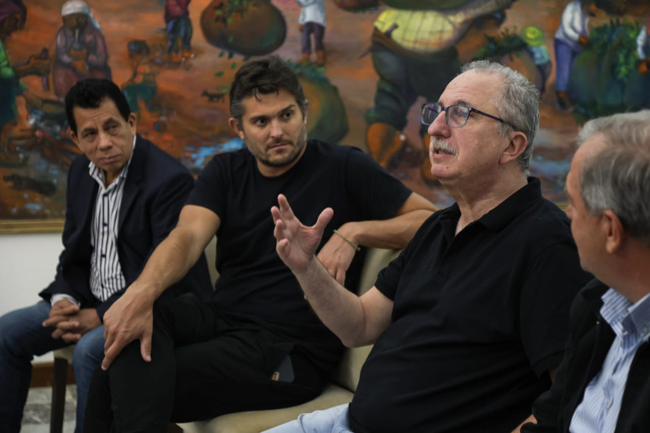 El Gobierno de Misiones afianza el trabajo junto a las más de 10.000 familias productoras de tabaco de la provincia imagen-14