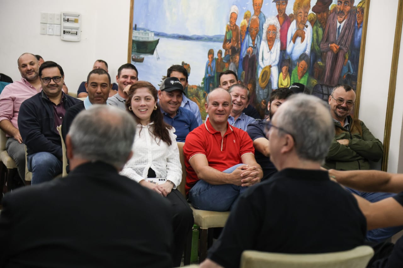 El Gobierno de Misiones afianza el trabajo junto a las más de 10.000 familias productoras de tabaco de la provincia imagen-18