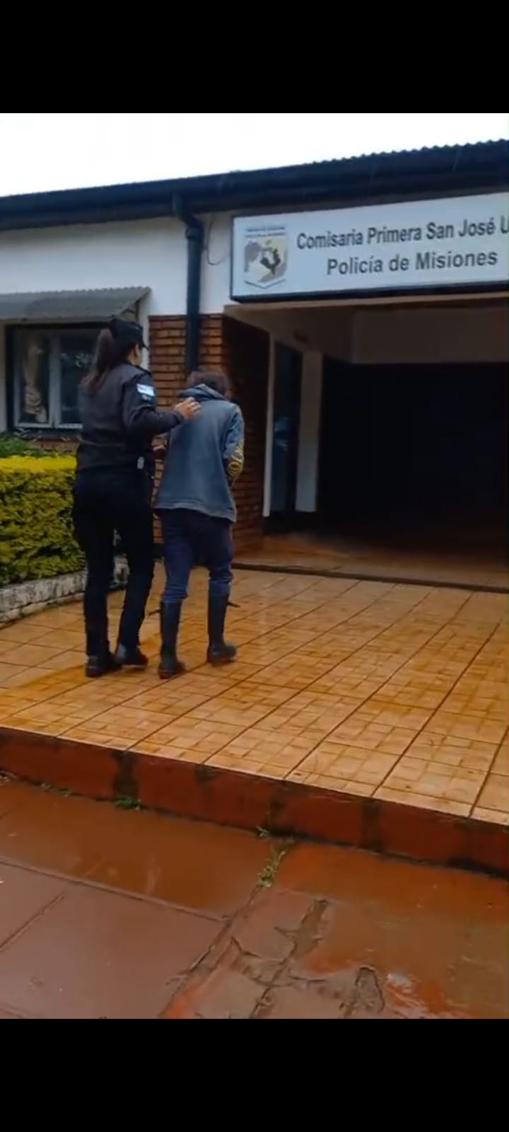 Una empleada doméstica y su pareja fueron detenidos por el violento robo a un abuelo en San José 3 Una empleada doméstica y su pareja fueron detenidos por el violento robo a un abuelo en San José imagen-2