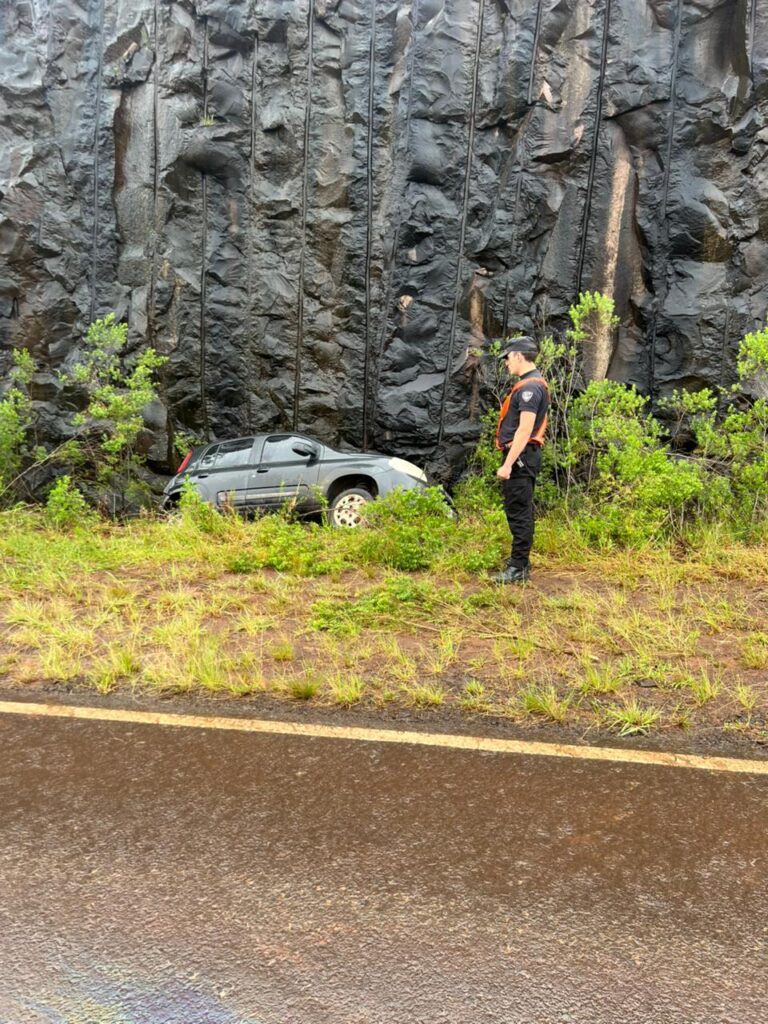 Dos despistes sin heridos en rutas provinciales: se recomienda extrema precaución al conducir con calzada mojada imagen-35