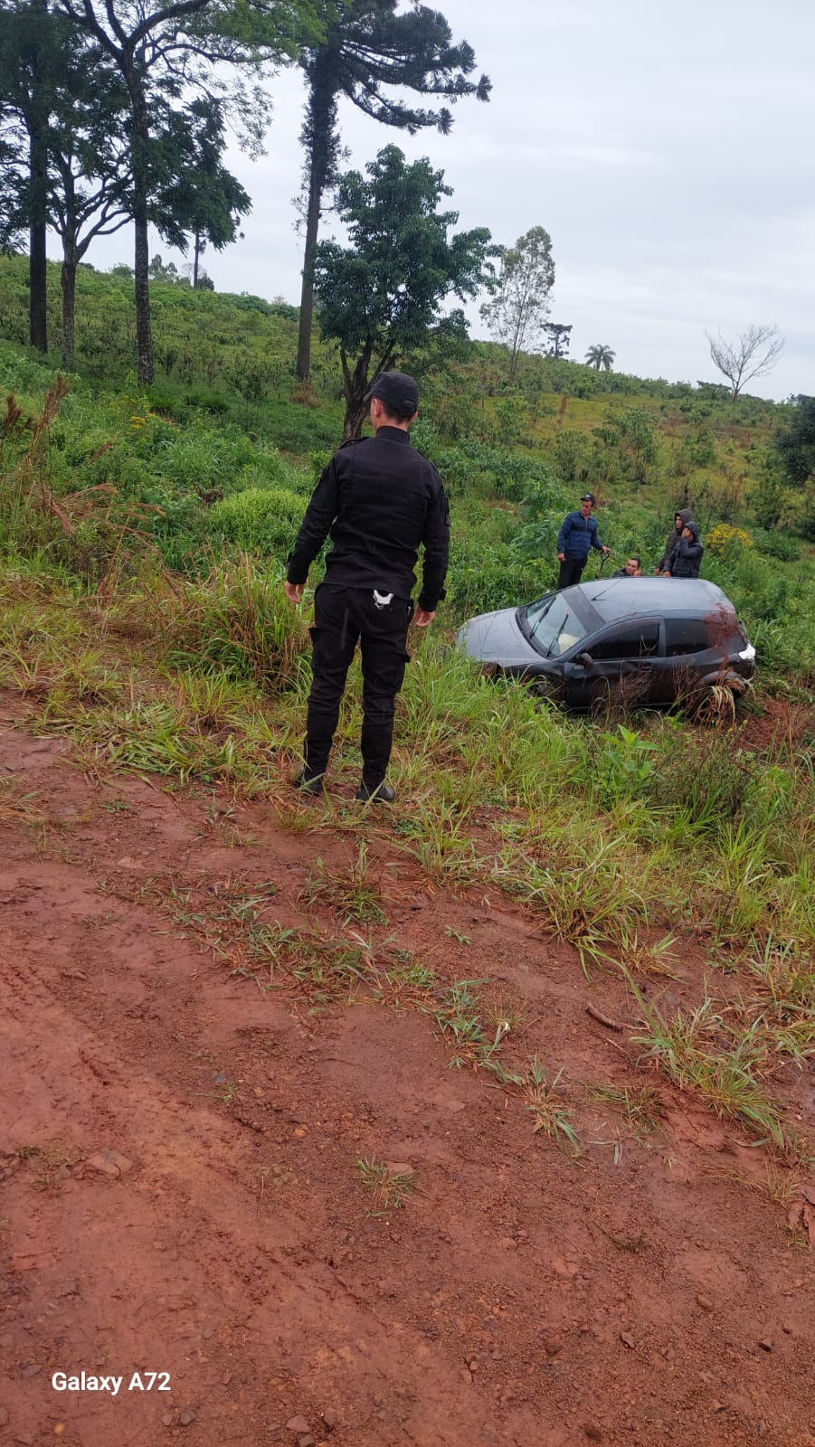 Dos despistes sin heridos en rutas provinciales: se recomienda extrema precaución al conducir con calzada mojada imagen-2