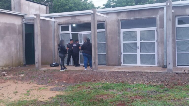 Investigan el robo del arma reglamentaria a un gendarme durante un puesto de vigilancia en Posadas imagen-19