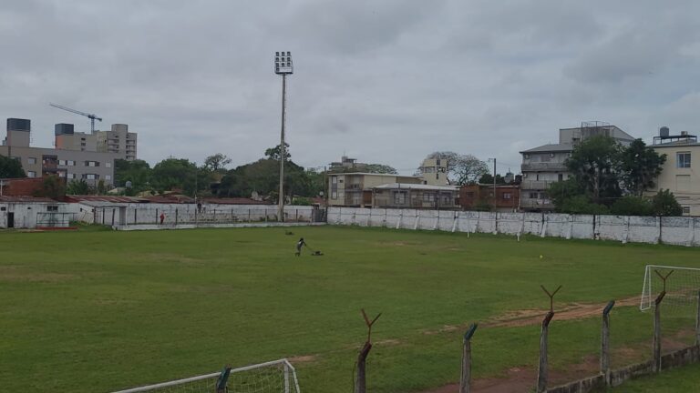 Fútbol: operativo de seguridad para Brown vs Guaraní imagen-22