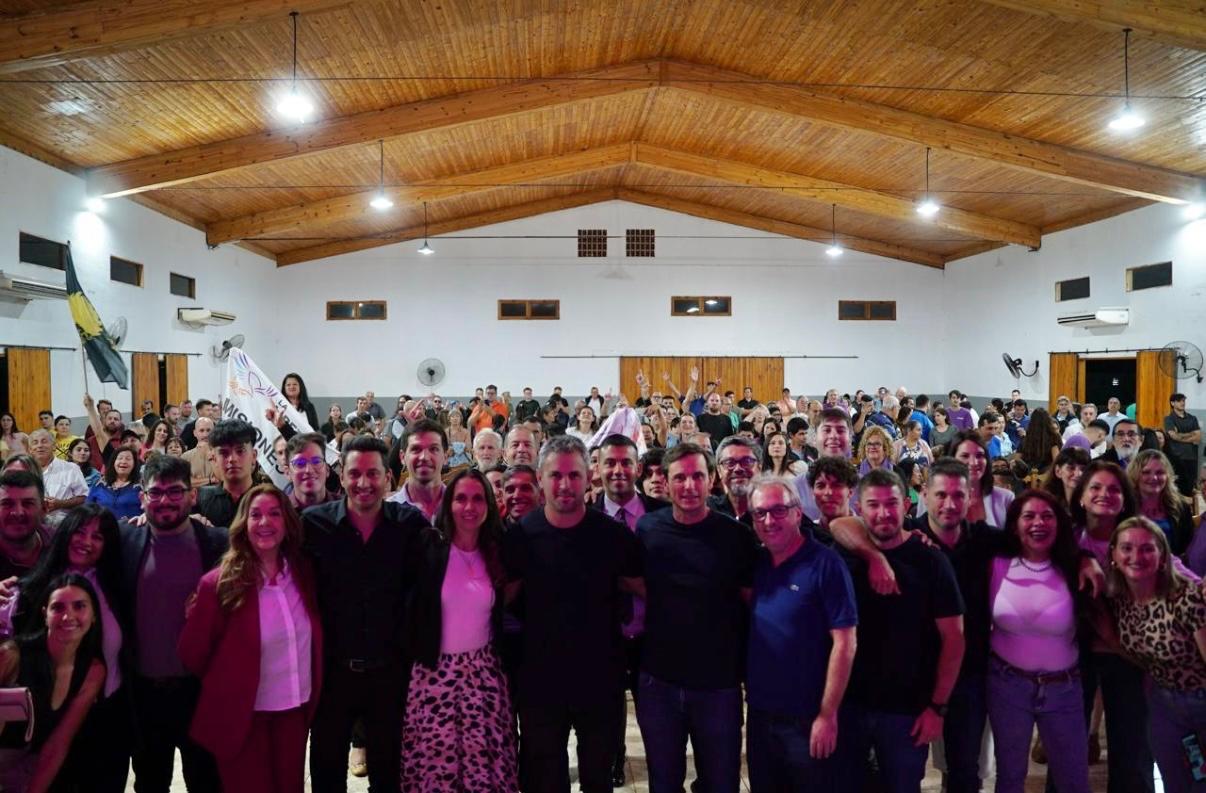 Martín Menem respaldó a la alianza La Libertad Avanza Misiones en el último tramo de la campaña imagen-4