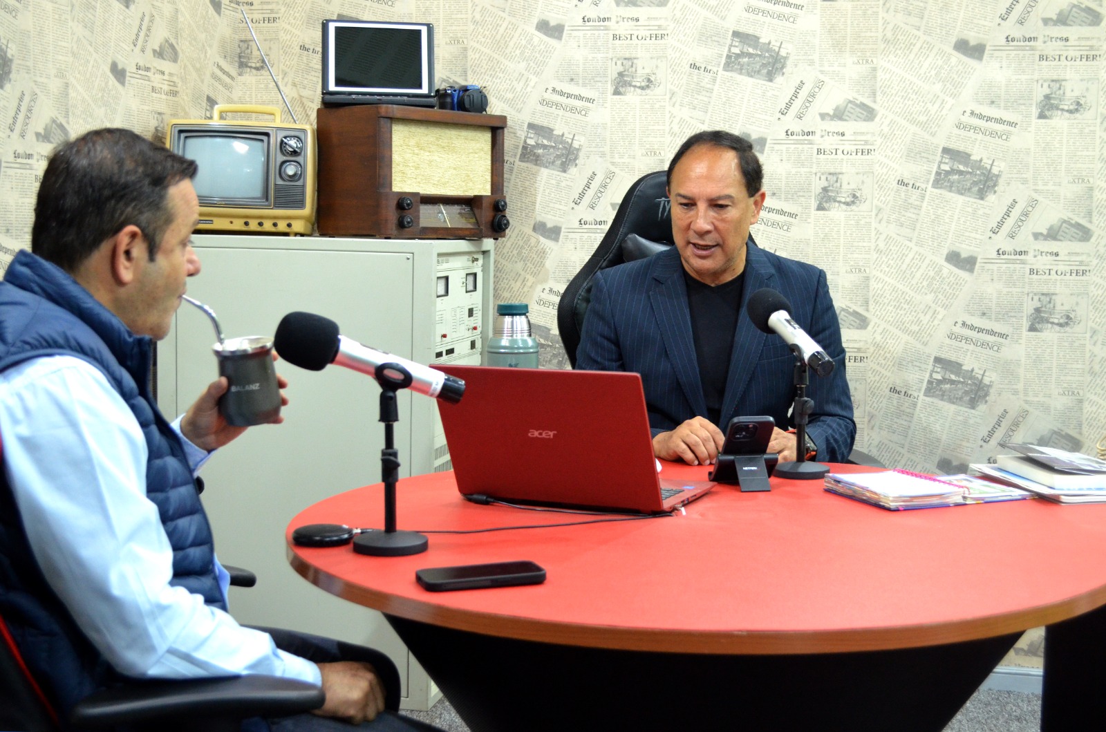 Herrera Ahuad: "Entre extremos ideológicos hay que buscar el punto de equilibrio para llevar adelante las políticas públicas que beneficien a la gente" imagen-6