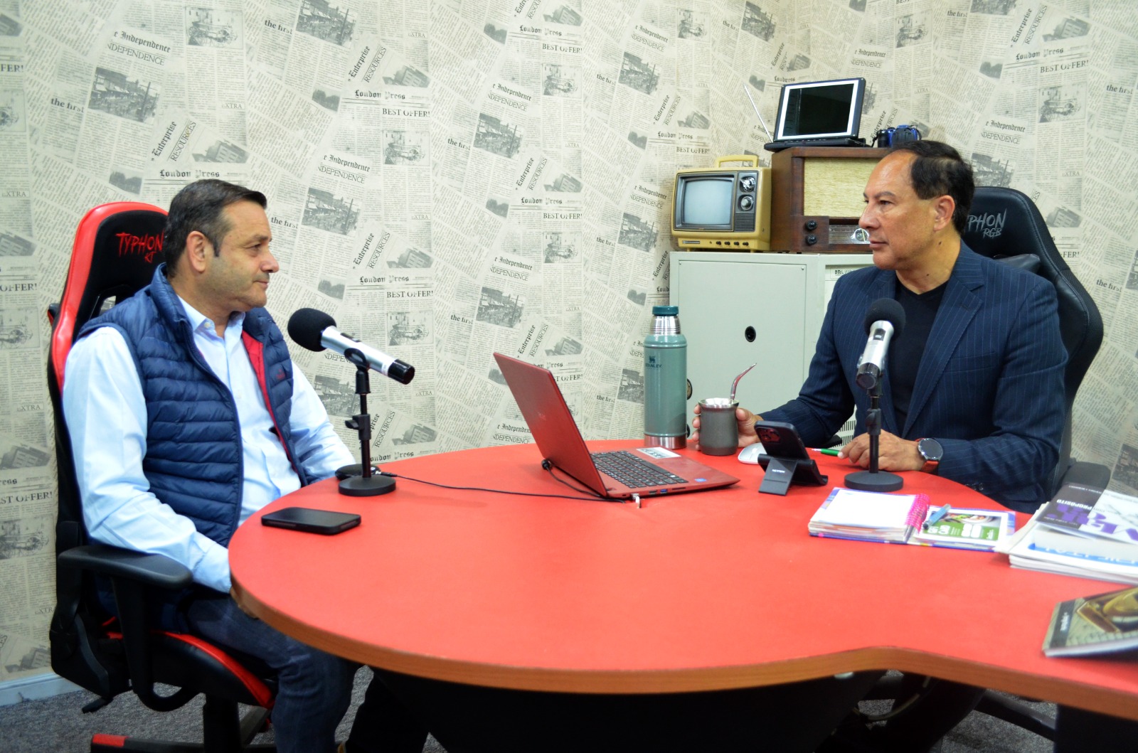 Herrera Ahuad: "Entre extremos ideológicos hay que buscar el punto de equilibrio para llevar adelante las políticas públicas que beneficien a la gente" imagen-10