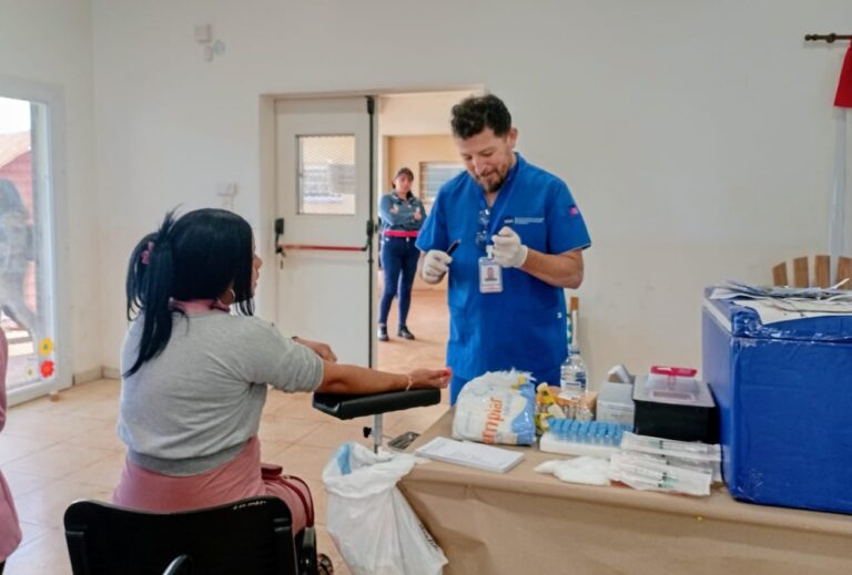 Trabajo realizó un Operativo Integral para Familias Tareferas en Campo Viera imagen-12