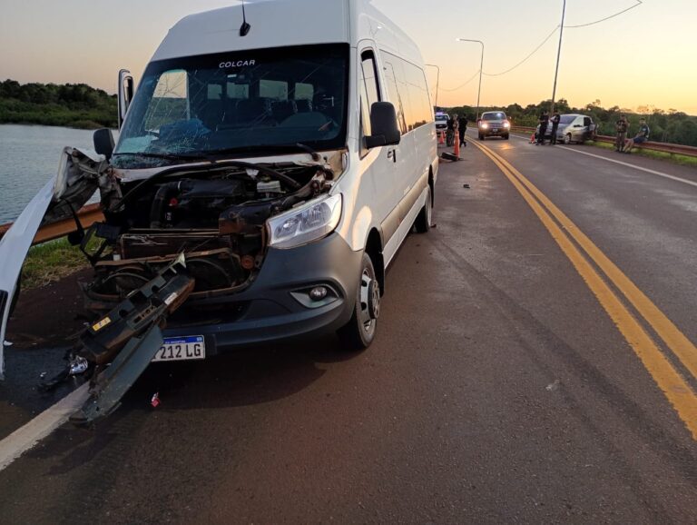 Choque frontal en la ruta 12 dejó dos heridos leves imagen-14