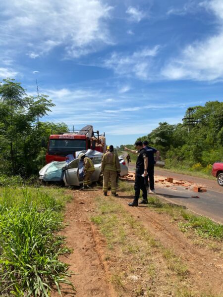 Una pareja falleció en un choque frontal entre un automóvil y un camión en El Soberbio imagen-7
