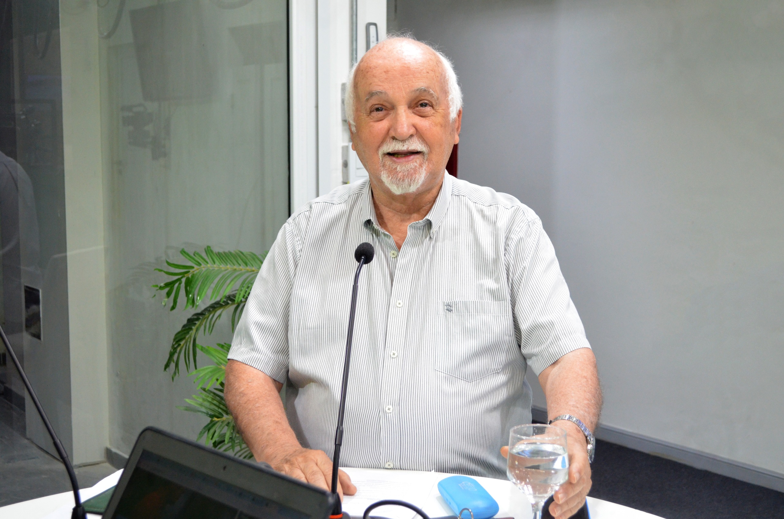 Educar con el corazón: Psicólogo y docente propone incorporar la inteligencia emocional para prevenir el bullying y fortalecer la resiliencia Educar con el corazón: Psicólogo y docente propone incorporar la inteligencia emocional para prevenir el bullying y fortalecer la resiliencia imagen-1