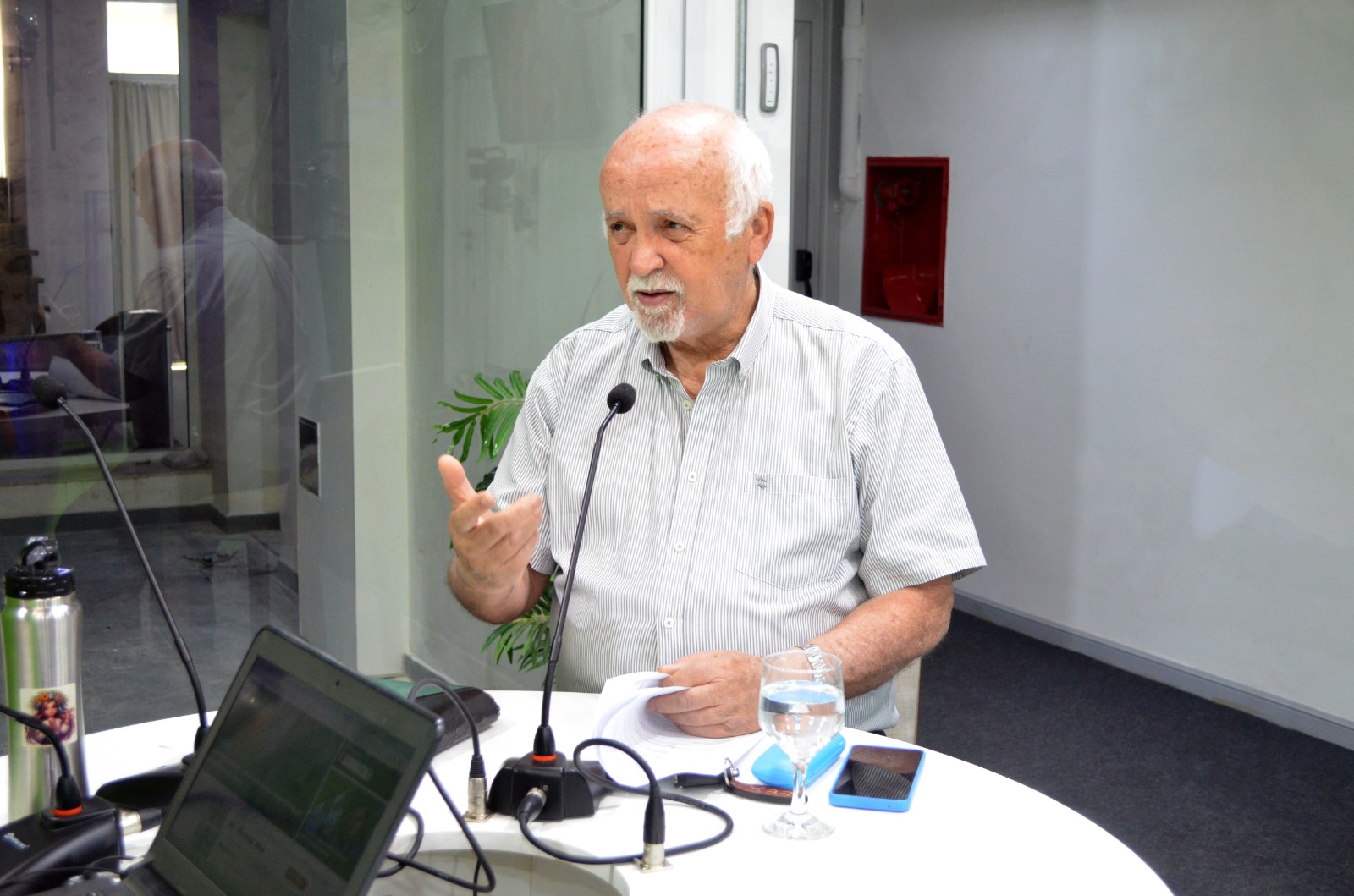 Educar con el corazón: Psicólogo y docente propone incorporar la inteligencia emocional para prevenir el bullying y fortalecer la resiliencia 5 Educar con el corazón: Psicólogo y docente propone incorporar la inteligencia emocional para prevenir el bullying y fortalecer la resiliencia imagen-4