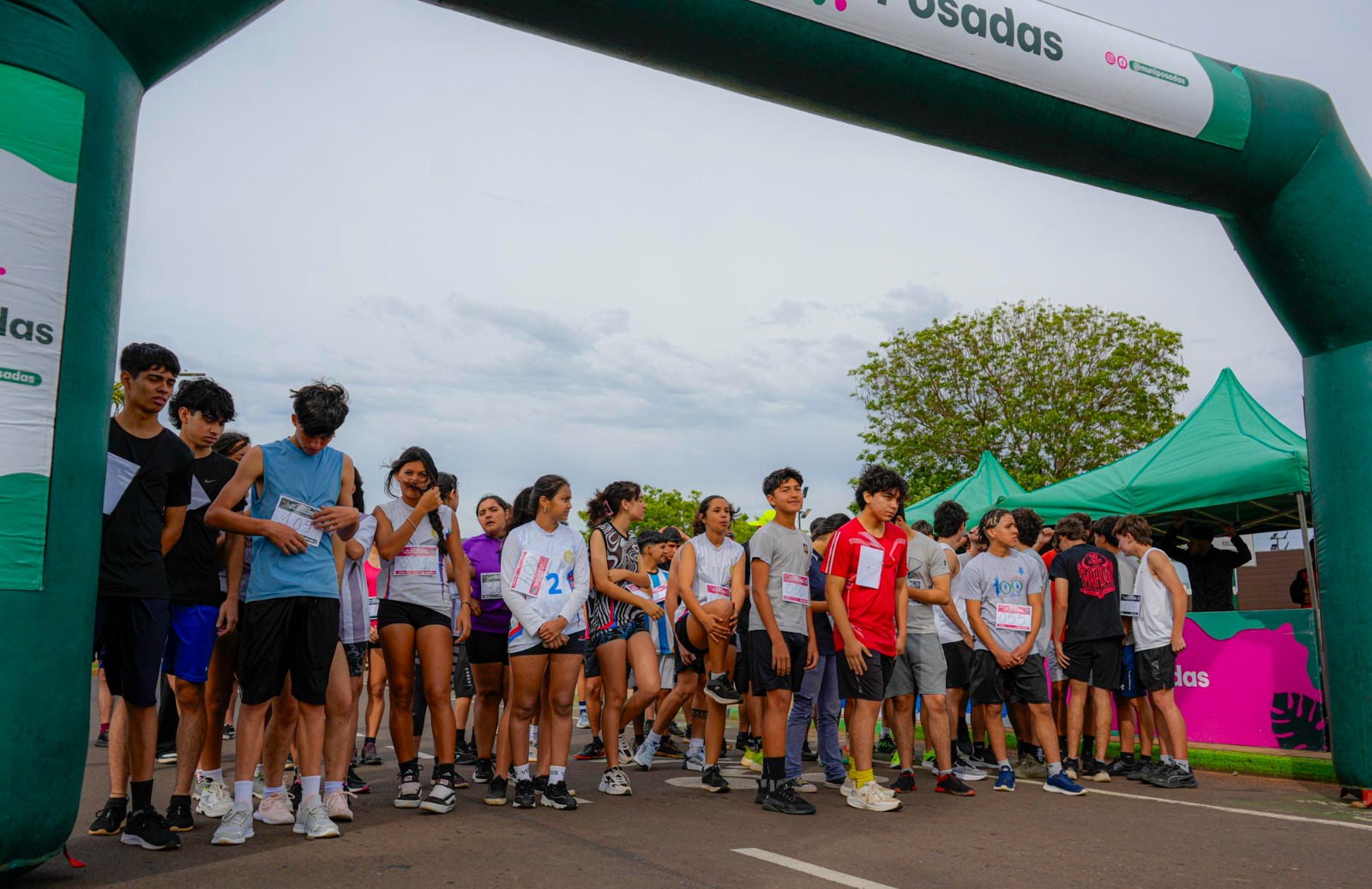 La Estudiantina posadeña celebró su 75° aniversario con una carrera en la Costanera imagen-2