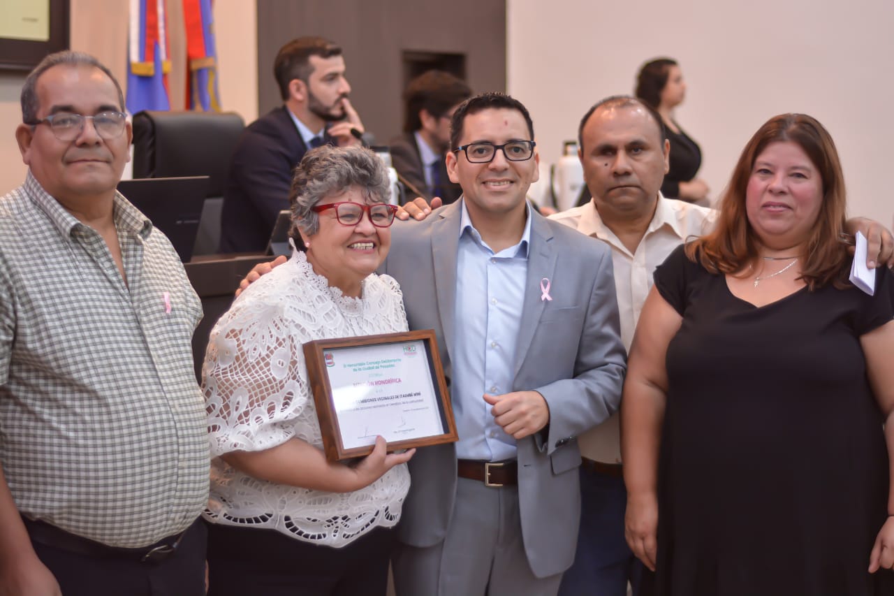 Concejo Deliberante: reconocieron a la Unión de Comisiones Vecinales de Itaembé Miní 11 Concejo Deliberante: reconocieron a la Unión de Comisiones Vecinales de Itaembé Miní imagen-10