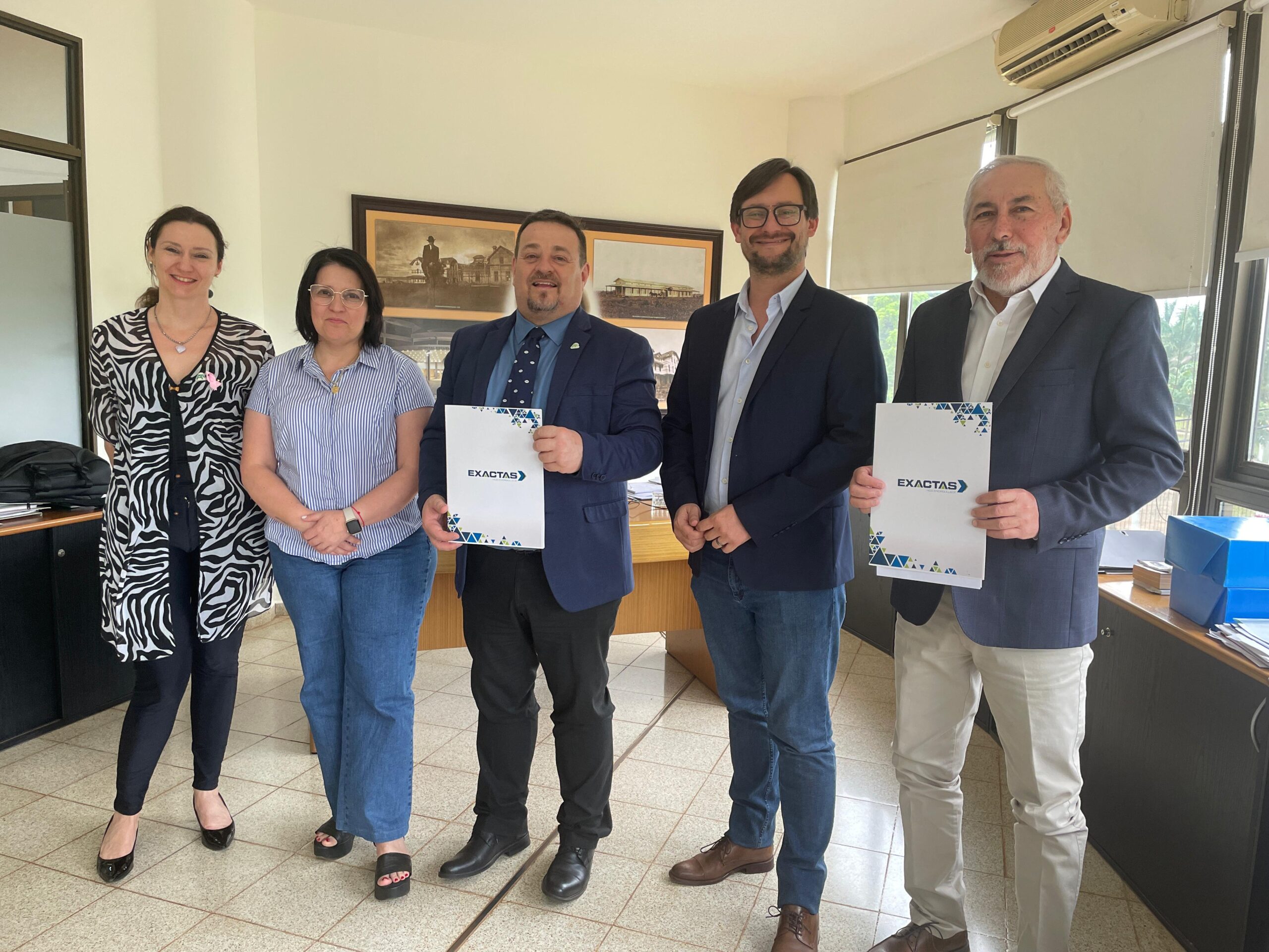 Misiones avanza en investigación oncológica: Parque de la Salud y Facultad de Exactas firman convenio para la instalación de citómetro de flujo Misiones avanza en investigación oncológica: Parque de la Salud y Facultad de Exactas firman convenio para la instalación de citómetro de flujo imagen-1