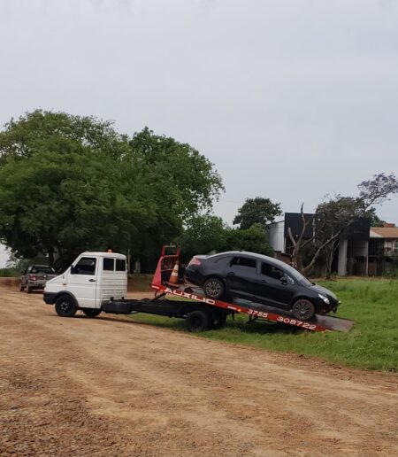 Un conductor alcoholizado despistó con su vehículo y fue demorado en Aristóbulo del Valle imagen-5