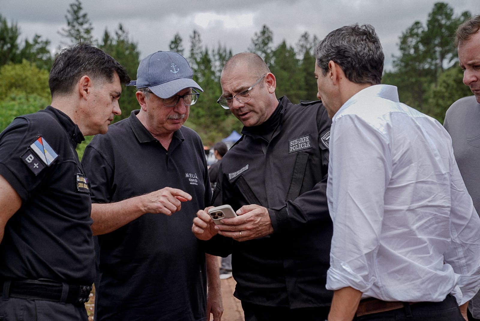 El Gobernador decretó dos días de duelo provincial por el trágico siniestro vial en la Ruta Nacional 14 7 El Gobernador decretó dos días de duelo provincial por el trágico siniestro vial en la Ruta Nacional 14 imagen-6