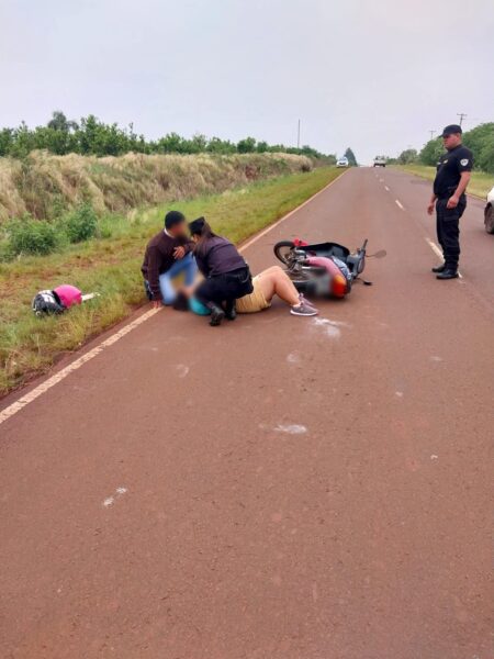 Beba de 11 meses resultó ilesa tras despistar en una motocicleta junto a sus padres imagen-2