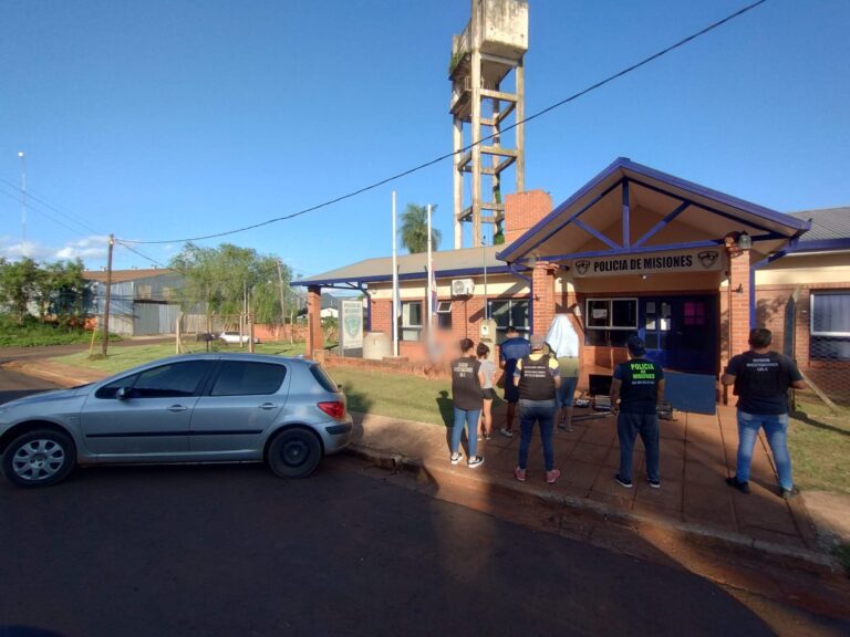 Con apoyo del CIO-911 investigadores detuvieron a tres acusados por el robo a un adulto mayor en Posadas imagen-21