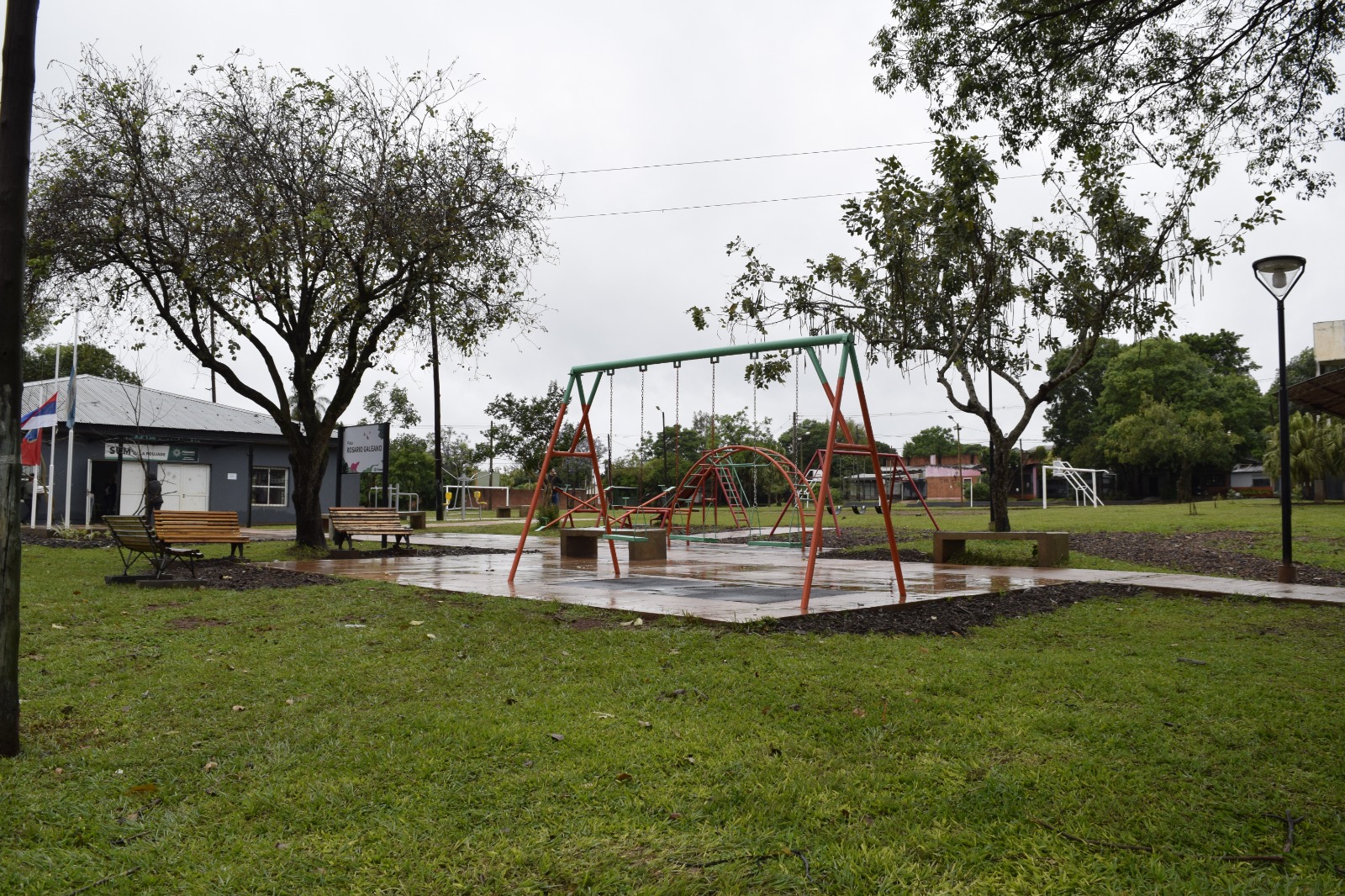 El intendente Stelatto acompañó la entrega del final de obra de la Plaza Rosa Galeano imagen-11