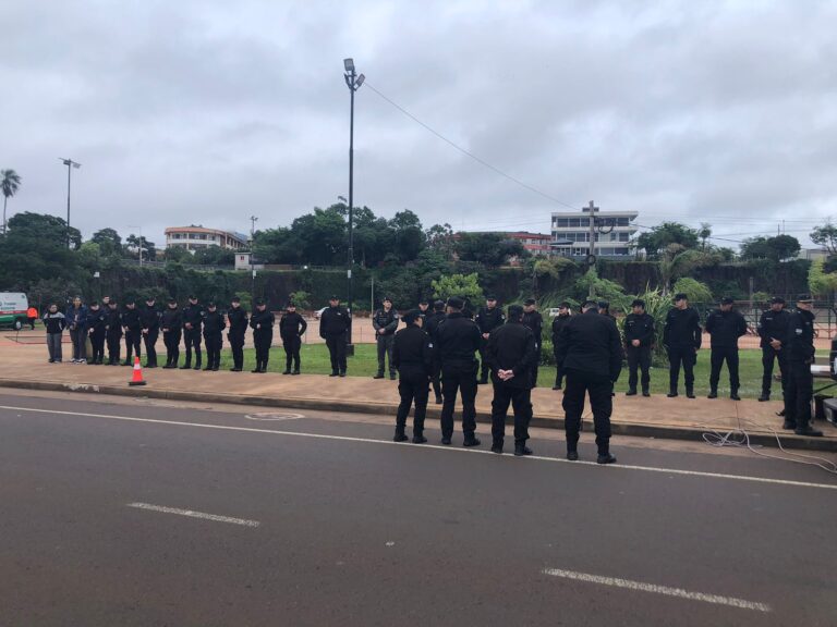 La Policía inició el operativo de seguridad para la prueba piloto del Show de Scola de la Estudiantina 2025 imagen-22