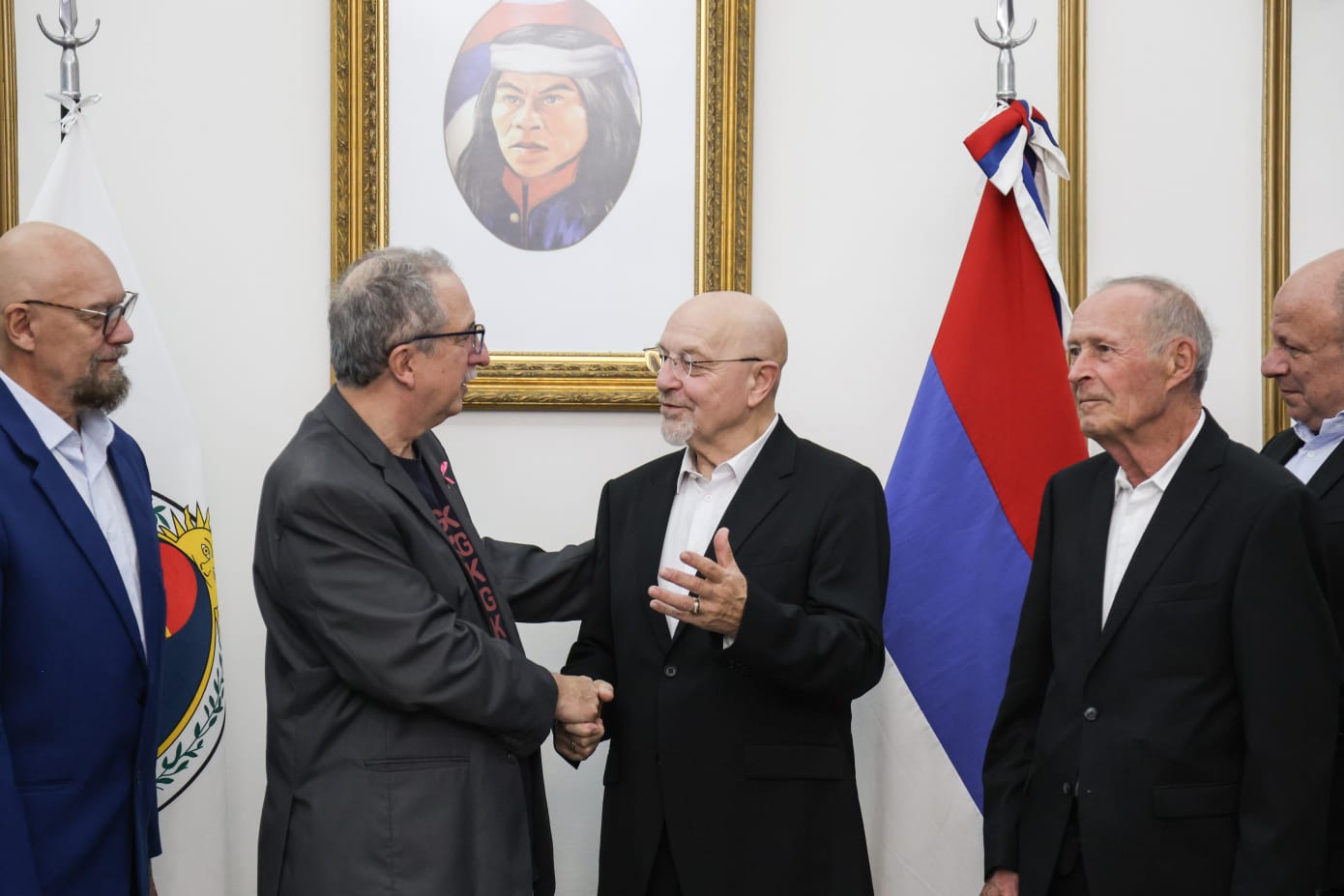 El Gobernador se reunió con referentes masones internacionales imagen-2