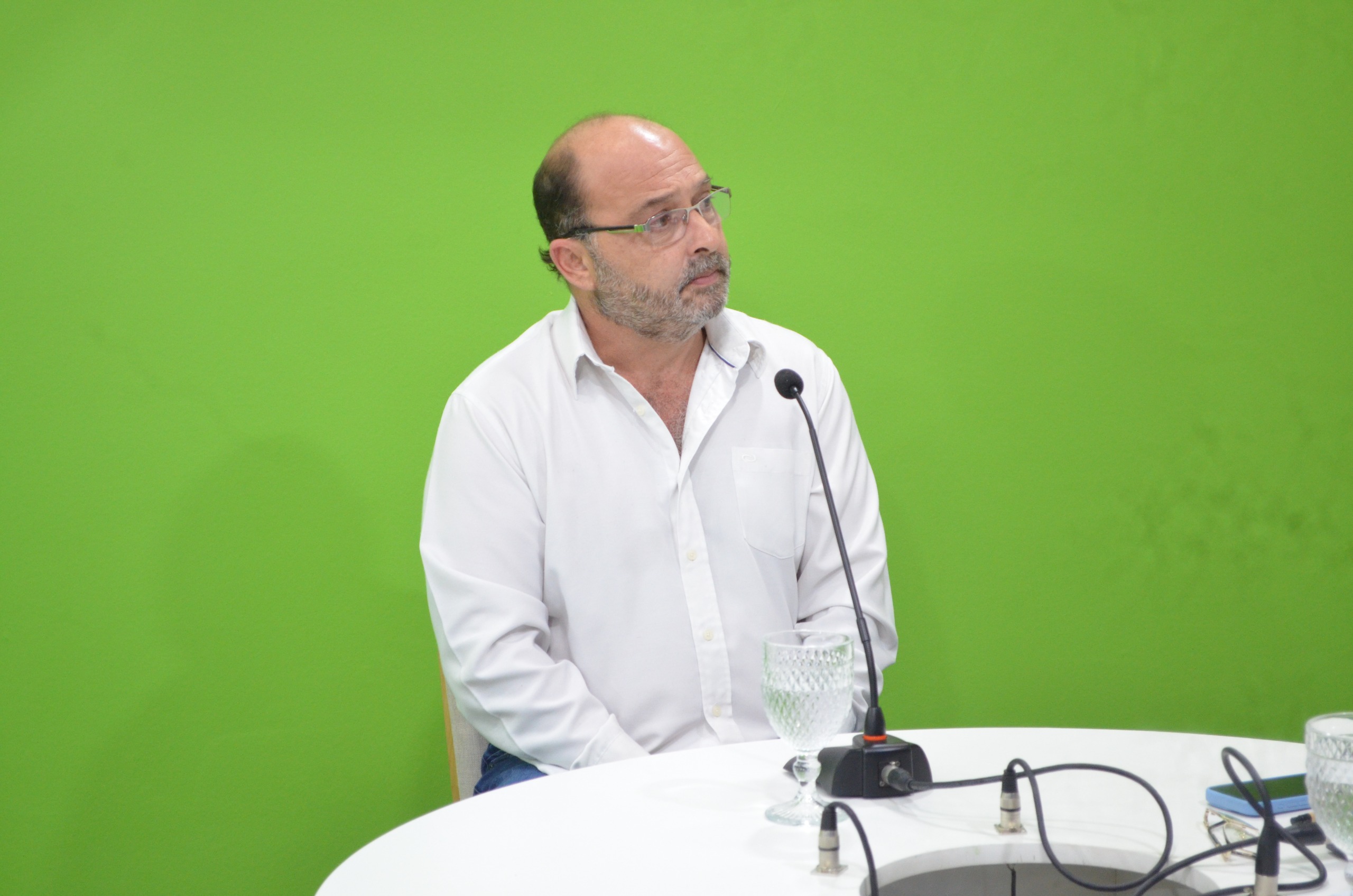 Otitis, sinusitis y cuidados de la voz: el otorrinolaringólogo Gustavo Simes explica cómo prevenir complicaciones en niños y adultos 9 Otitis, sinusitis y cuidados de la voz: el otorrinolaringólogo Gustavo Simes explica cómo prevenir complicaciones en niños y adultos imagen-8