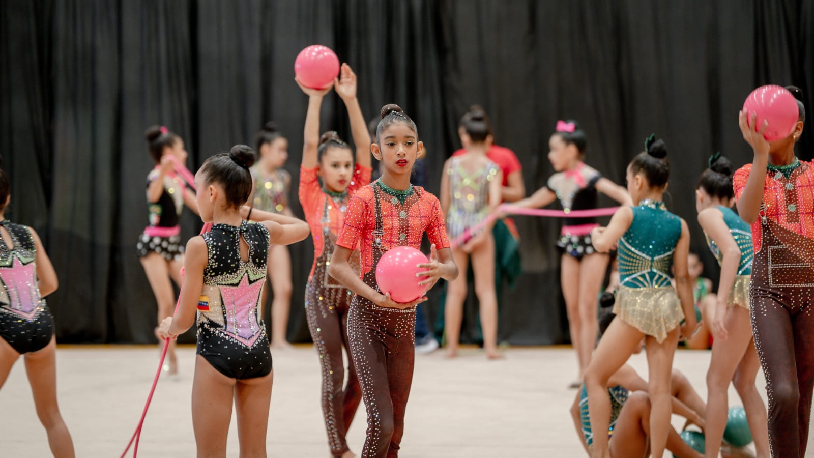 Passalacqua: “es un honor para la familia misionera poder recibir por primera vez un Sudamericano de Gimnasia Rítmica” 4 Passalacqua: “es un honor para la familia misionera poder recibir por primera vez un Sudamericano de Gimnasia Rítmica” imagen-3