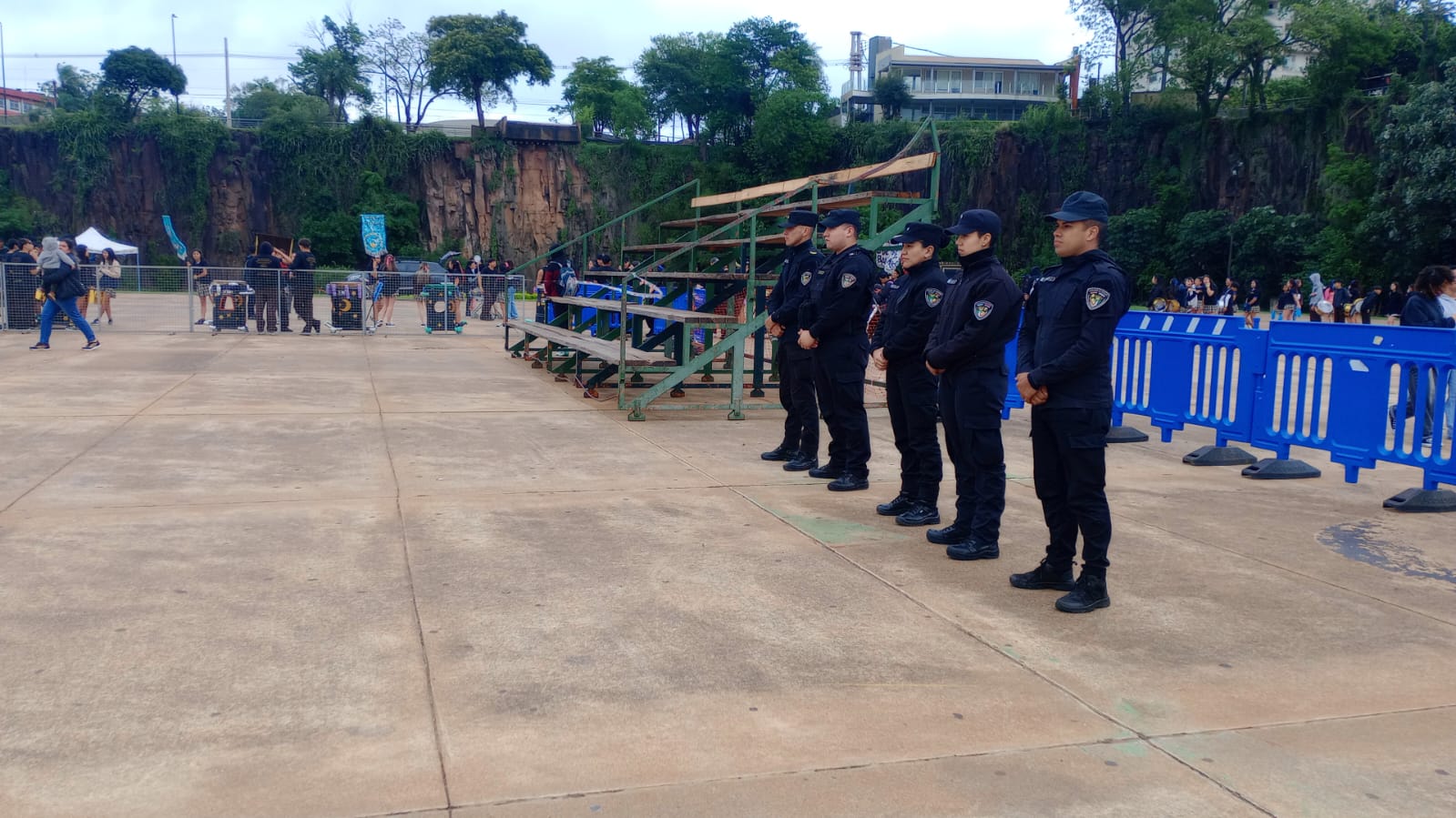 Dispositivo integral de seguridad: Show de Scolas Estudiantina 2025 en Posadas 4 Dispositivo integral de seguridad: Show de Scolas Estudiantina 2025 en Posadas imagen-3