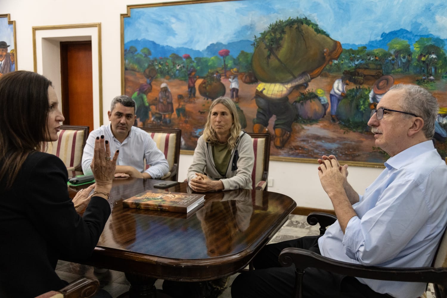 Passalacqua recibió a Fundación Rewilding Argentina para articular acciones de conservación y turismo sostenible imagen-7