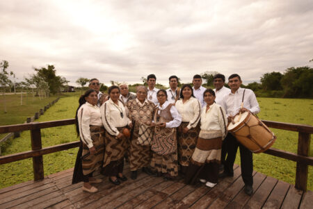 Los cantos ancestrales resonarán en las Cataratas por el Día de la Diversidad Cultural imagen-2
