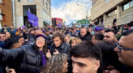 En medio de la campaña, Milei refuerza la agenda de Seguridad y presentará la reforma del Código Penal imagen-6