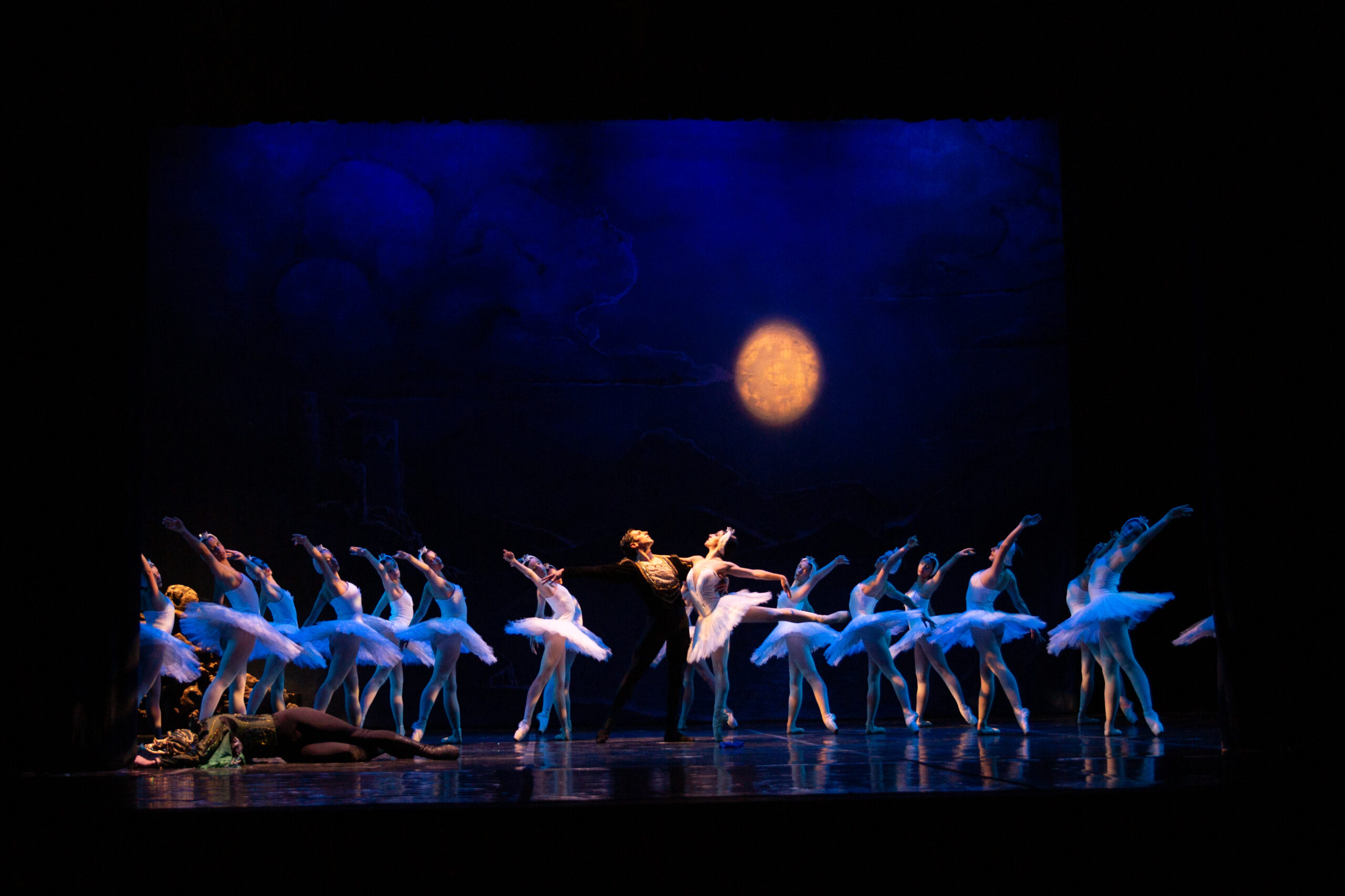 El Ballet Clásico despide el año con funciones solidarias El Ballet Clásico despide el año con funciones solidarias imagen-1