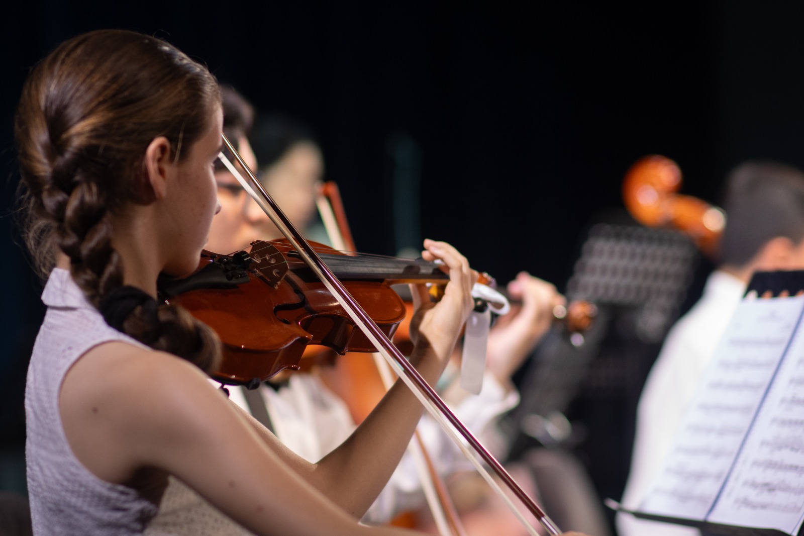 El Parque del Conocimiento cierra el ciclo lectivo 2025 con muestras y conciertos de los Talleres de Violín, Cuerdas y Vientos en el Teatro de Prosa 3 El Parque del Conocimiento cierra el ciclo lectivo 2025 con muestras y conciertos de los Talleres de Violín, Cuerdas y Vientos en el Teatro de Prosa imagen-2