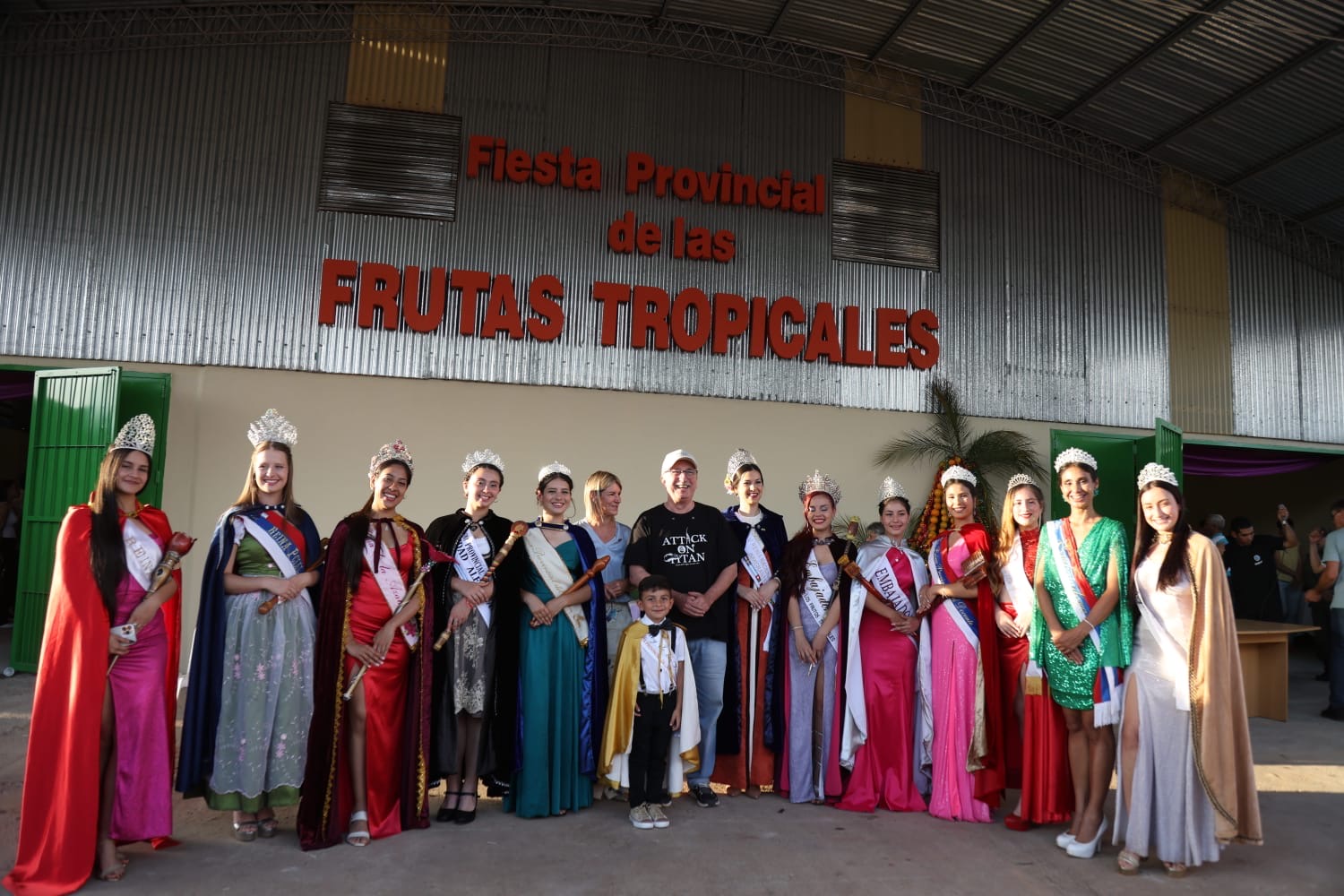 Passalacqua destacó el impulso productivo y comunitario de la Fiesta de las Frutas Tropicales en Almafuerte 9 Passalacqua destacó el impulso productivo y comunitario de la Fiesta de las Frutas Tropicales en Almafuerte imagen-8