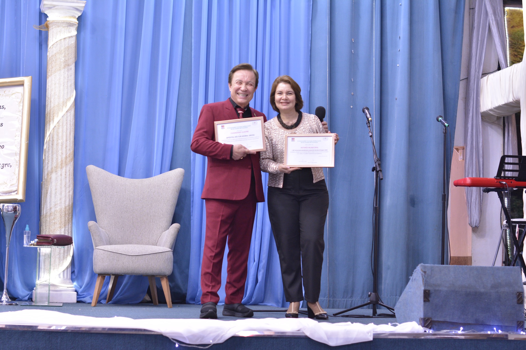 El Concejo Deliberante reconoció al apóstol Héctor Gross como Ciudadano Ilustre tras 50 años de labor pastoral y comunitaria en Posadas 9 El Concejo Deliberante reconoció al apóstol Héctor Gross como Ciudadano Ilustre tras 50 años de labor pastoral y comunitaria en Posadas imagen-8