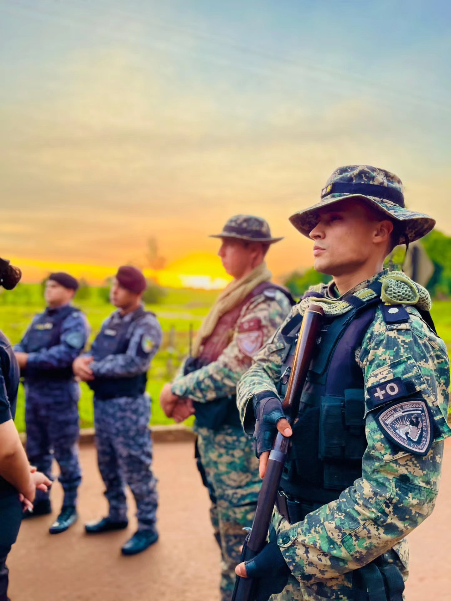 Más de dos mil identificados y 21 detenidos en un megaoperativo policial que se desplegó en toda Misiones 3 Más de dos mil identificados y 21 detenidos en un megaoperativo policial que se desplegó en toda Misiones imagen-2