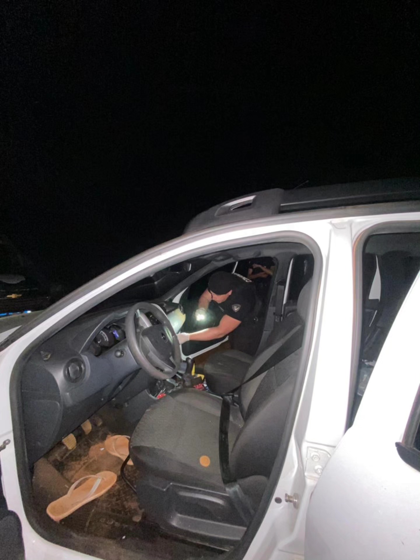 Golpe al delito transnacional: cuatro delincuentes armados detenidos y tres vehículos robados en Brasil recuperados en menos de 24 horas 9 Golpe al delito transnacional: cuatro delincuentes armados detenidos y tres vehículos robados en Brasil recuperados en menos de 24 horas imagen-8