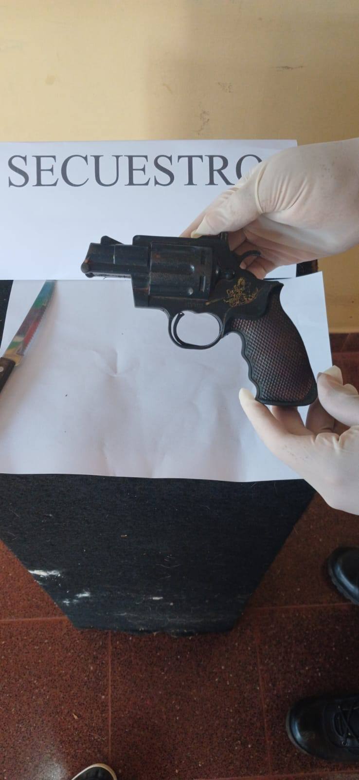 Wanda: intentó asaltar a una pareja con un arma de fuego de utilería y fue detenido tras atacar a la Policía 3 Wanda: intentó asaltar a una pareja con un arma de fuego de utilería y fue detenido tras atacar a la Policía imagen-2