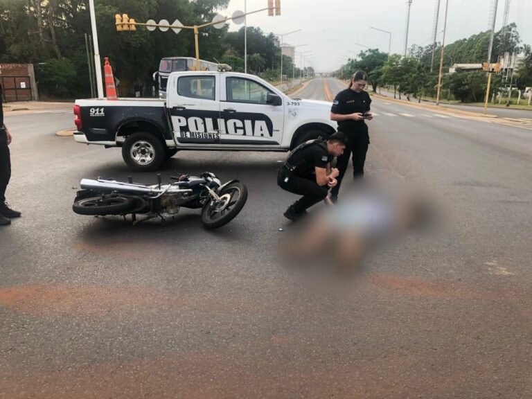 Posadas: siniestro vial entre un colectivo y una motocicleta dejó un hombre lesionado Posadas: siniestro vial entre un colectivo y una motocicleta dejó un hombre lesionado imagen-41